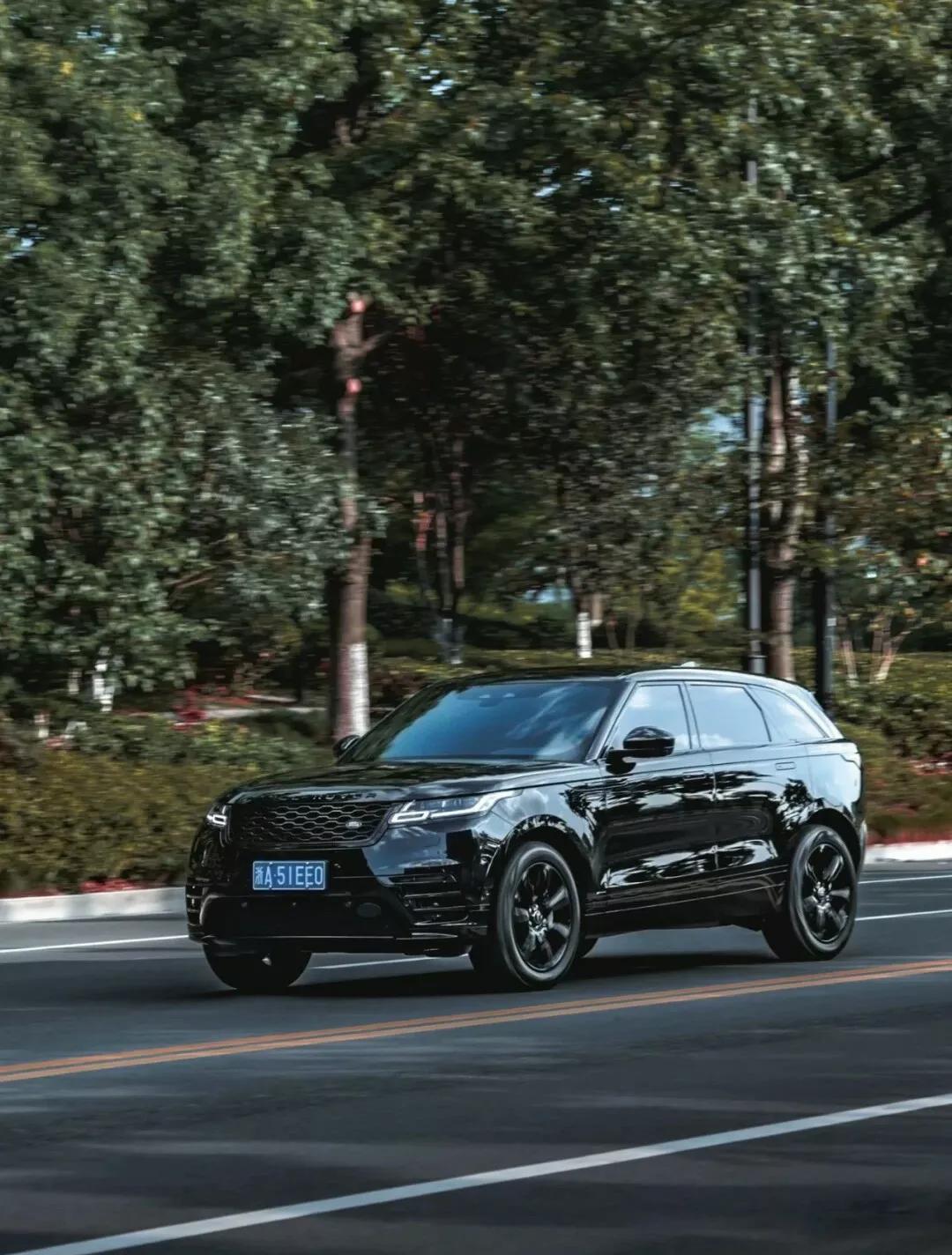 路虎星脈，璀璨領(lǐng)航，時代之選