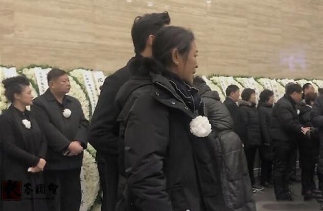 趙忠祥最新消息，科技巨頭引領(lǐng)潮流，全新高科技產(chǎn)品亮相舞臺(tái)