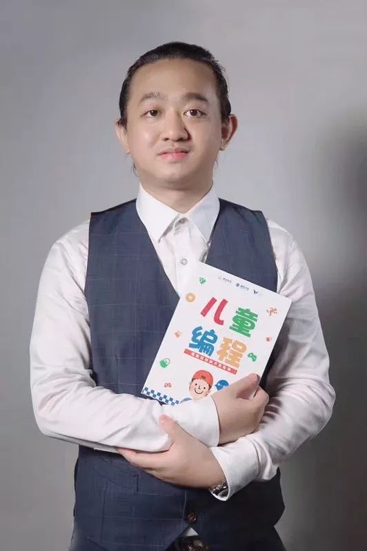 葉正喬最新,葉正喬最新動(dòng)態(tài)????，帶你領(lǐng)略不一樣的風(fēng)采！