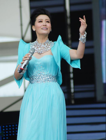 譚晶的最新,譚晶的最新動(dòng)態(tài)，音樂旅程的新篇章