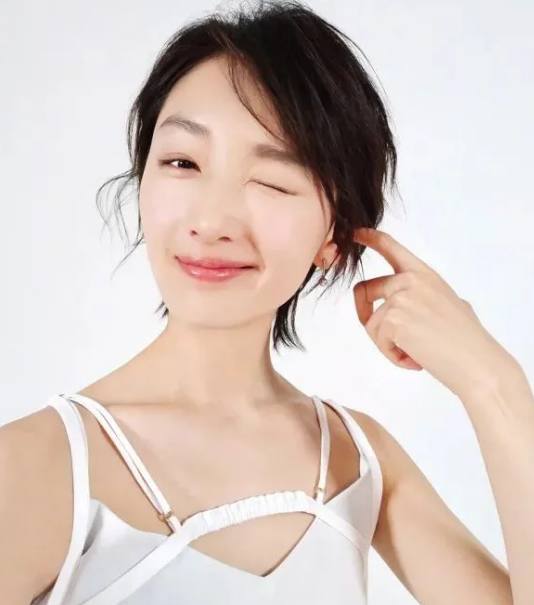 多元審美時(shí)代下的獨(dú)特魅力，小眼睛明星的魅力風(fēng)采