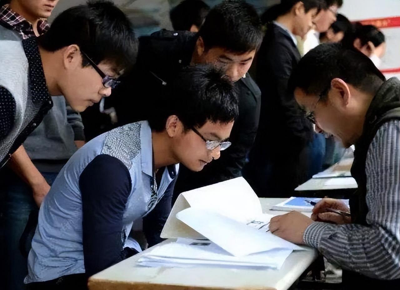 鐵路薪資改革邁入新時代，科技重塑未來，最新動態(tài)揭示變革趨勢