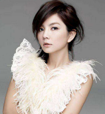 星光下的秘密，明星狐臭揭秘與香氛奇遇探秘