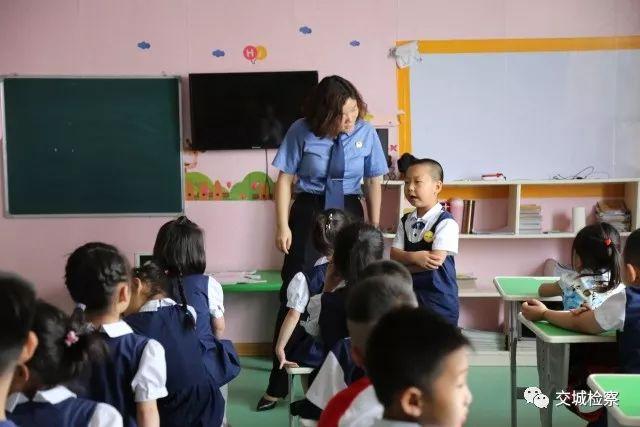 最新東方時事解讀，自然美景背后的探索之旅