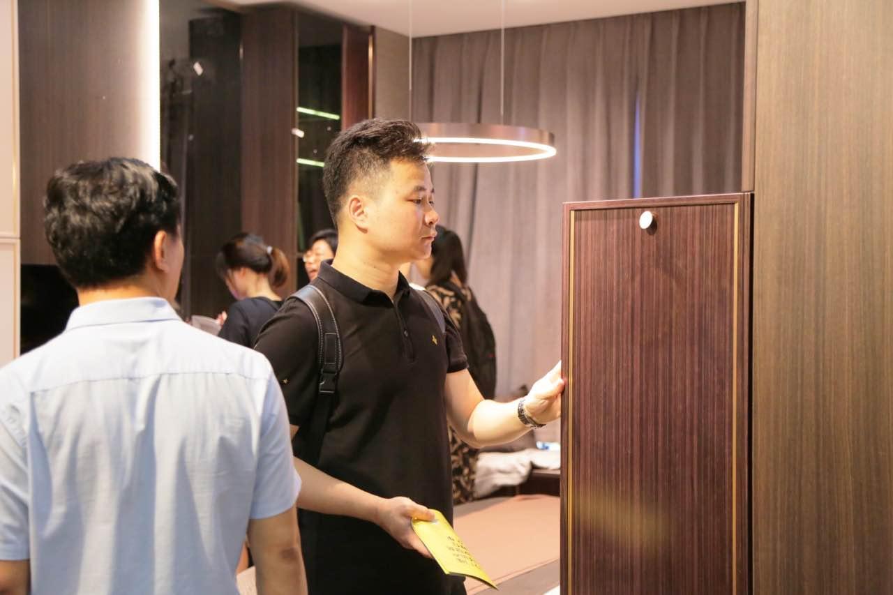 探尋小巷中的獨(dú)特家居秘境，解析我樂(lè)家居為何暫不上市的原因
