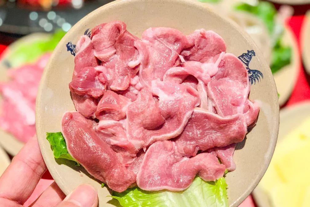 小巷深處的最新火鍋菜品，味覺盛宴的驚喜探索