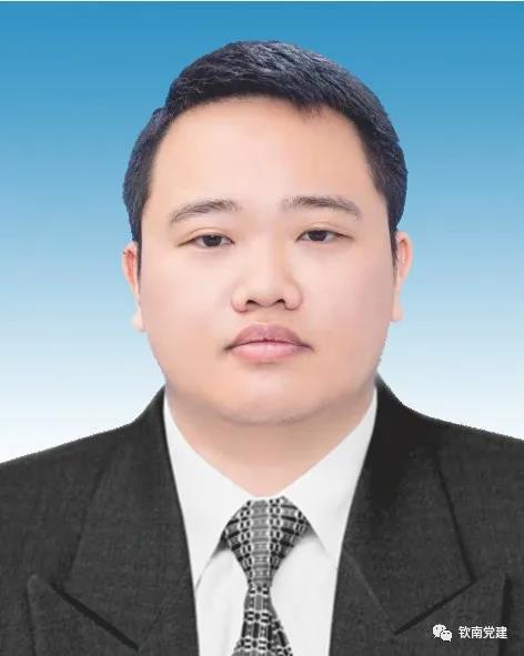 科技革新引領(lǐng)未來，最新區(qū)干部任職公示揭示智慧藍(lán)圖